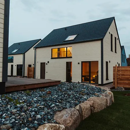 Neu Rügen Resørt Großzügiges, Gemütliches Familienhaus Solveig Mit Terrasse Сasa de vacaciones